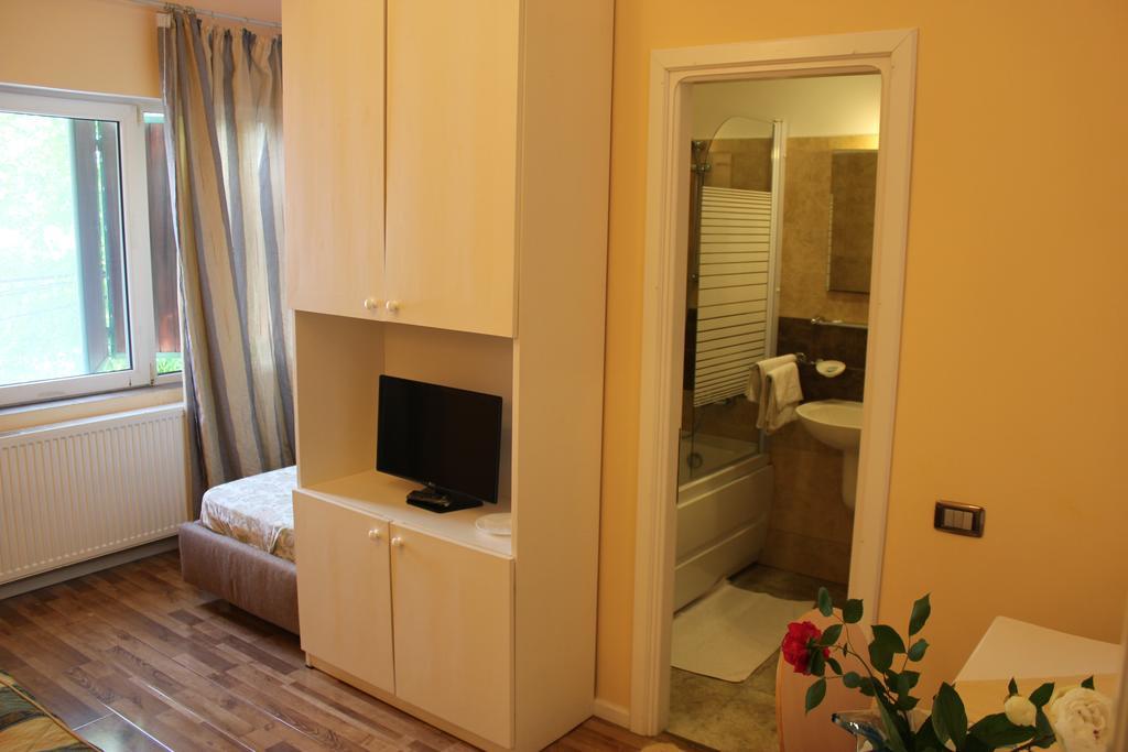 Vila Flavia B&B Constanta Exterior photo