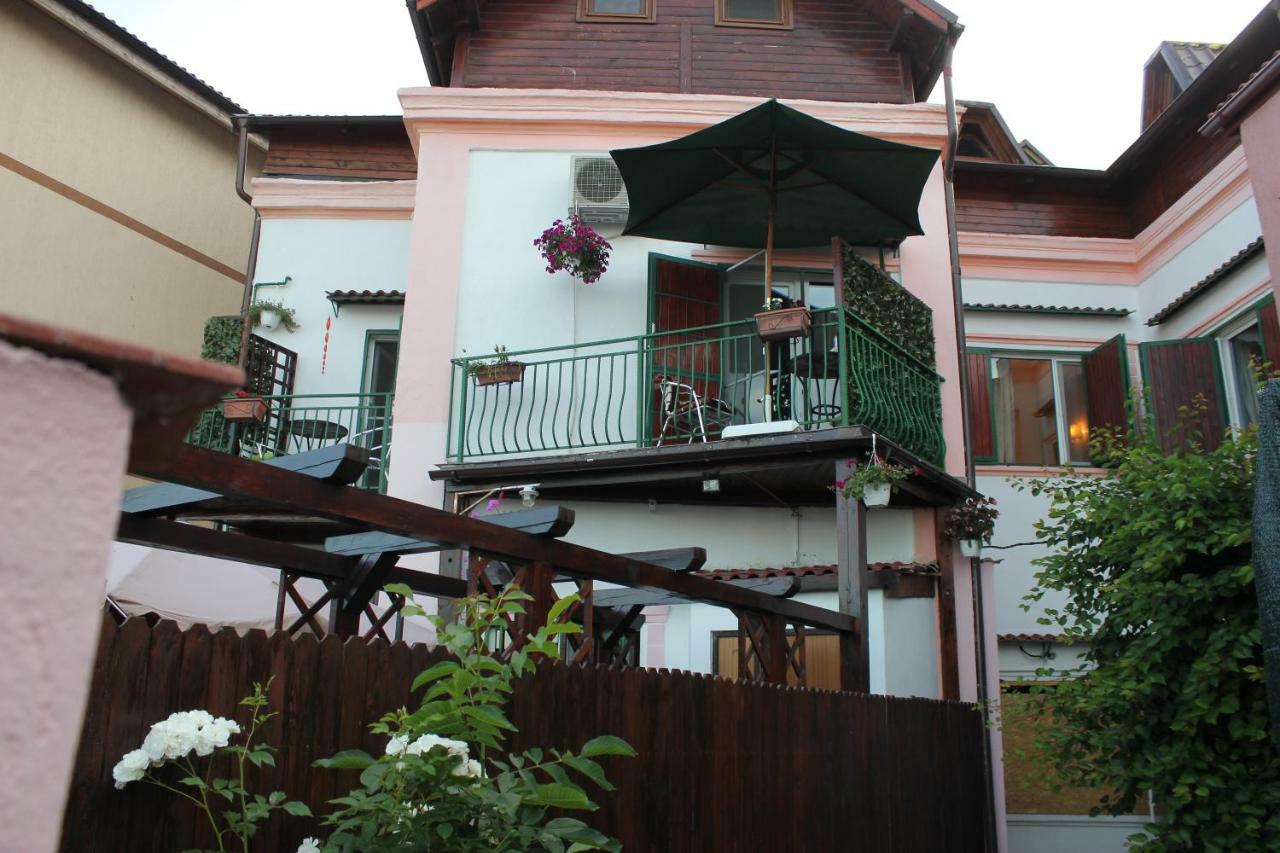 Vila Flavia B&B Constanta Exterior photo