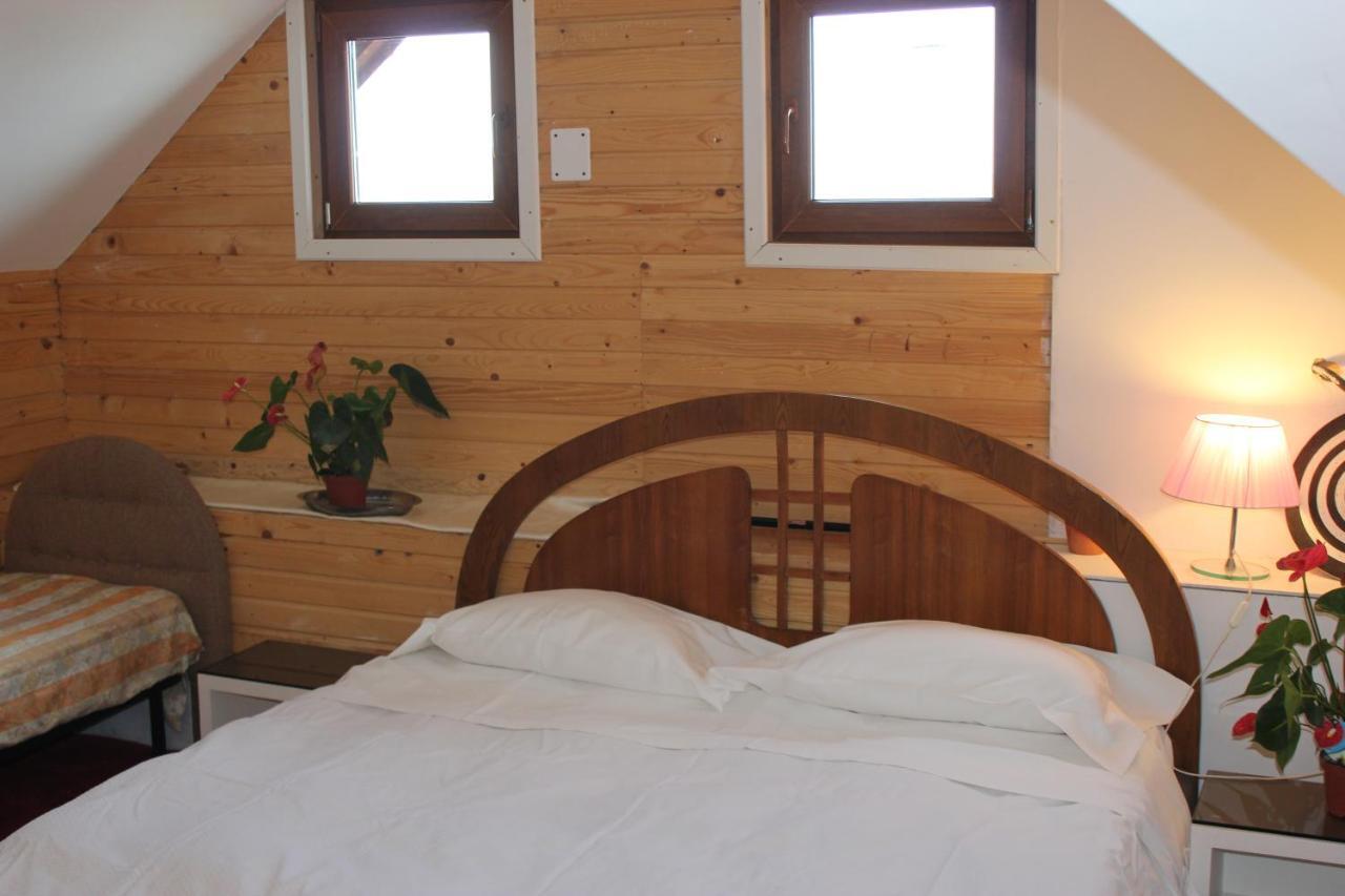 Vila Flavia B&B Constanta Exterior photo
